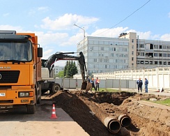 МУП УИС проводит реконструкцию сети по ул. Авроры